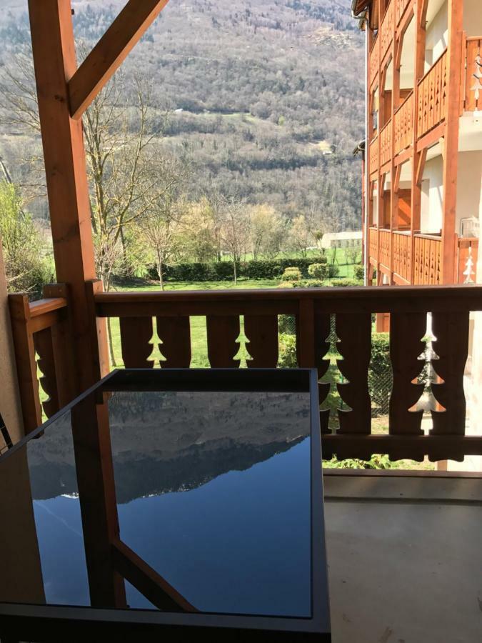 Appartement Tt Confort Au Coeur Des Montagnes Avec Vue Sur Les Montagnes Wifi Luz-Saint-Sauveur Ngoại thất bức ảnh